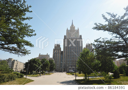 view of the building of the Ministry of Foreign Affairs in Moscow 86184391