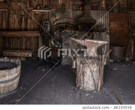 Blacksmith Blacksmith 86193038