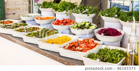 Salads 86193373