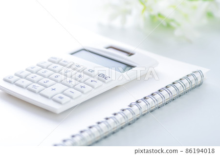 計算器和筆記本 計算器和筆記本 86194018