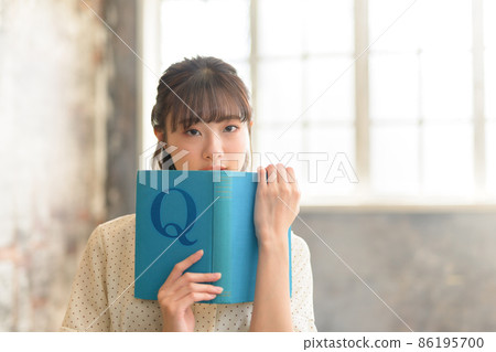 Female portrait Female portrait 86195700