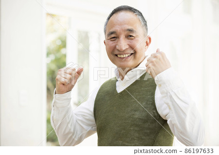 One healthy and healthy senior man One healthy and healthy senior man 86197633
