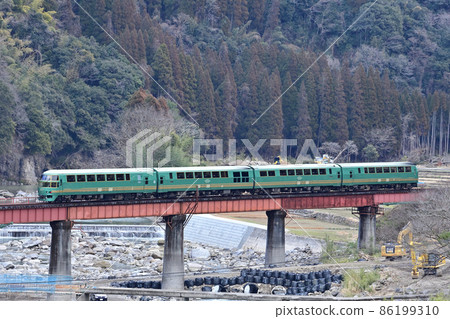 久大本線豐後中川天瀨JR九州JR九州木葉71(Nogata)湯布院之森 久大本線豐後中川天瀨JR九州JR九州木葉71(Nogata)湯布院之森 86199310