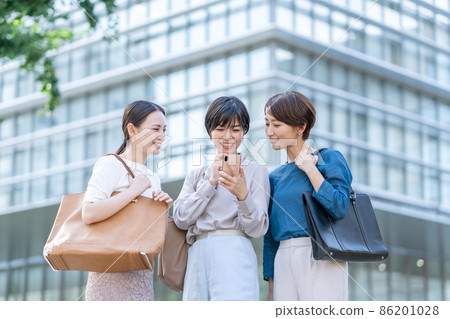 Business Woman Women's Association 86201028