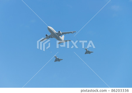 Luftwaffe A310MRTT Aerial Refueling Aircraft and EF-2000 Eurofighter Luftwaffe A310MRTT Aerial Refueling Aircraft and EF-2000 Eurofighter 86203336