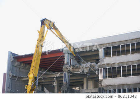 拆除破舊公共建築的重型設備 86211348