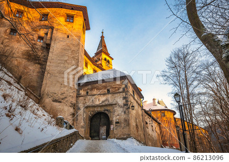 The medieval Orava Castle at sunset in winter season, Slovakia. 86213096