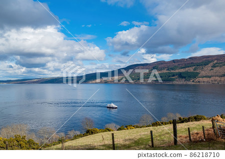 Sunny view of the famous Lago Ness and a ship 86218710