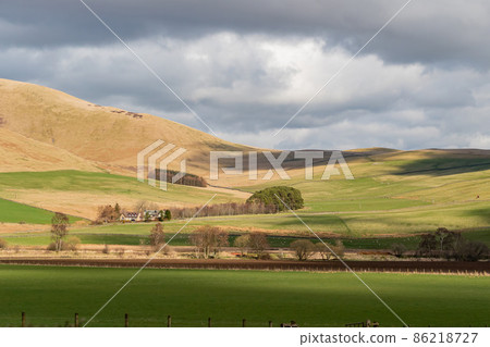 Sunny view of rural landscape Sunny view of rural landscape 86218727