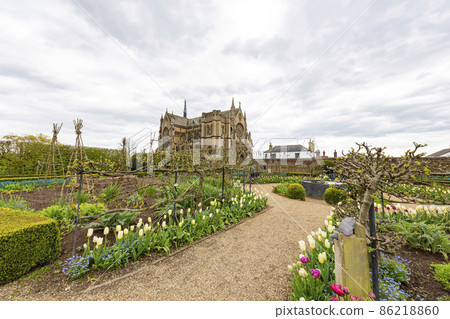 Overcast view of the Arundel Cathedral of Our Lady and St Philip Howard near Arundel Castle 86218860