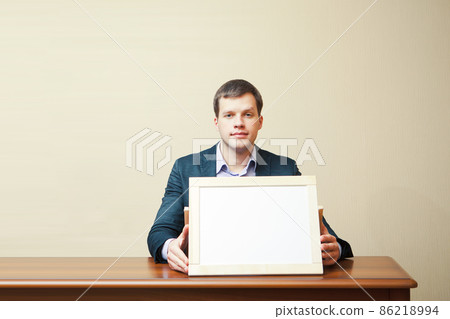 business man on a desk 86218994