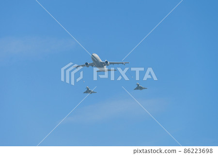 Luftwaffe A310MRTT Aerial Refueling Aircraft and EF-2000 Eurofighter Luftwaffe A310MRTT Aerial Refueling Aircraft and EF-2000 Eurofighter 86223698