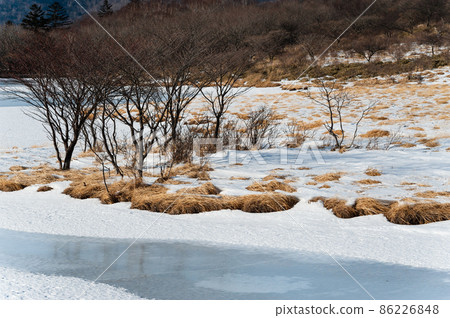 冬天的赤城山 角滿淵的冬天風景 86226848