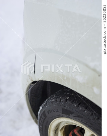 汽車保險槓裂紋 86226852