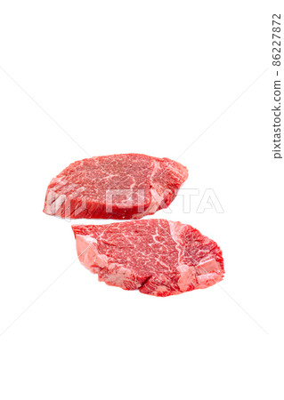 Two pieces of beef tenderloin for steak [Material for leaflets] 86227872