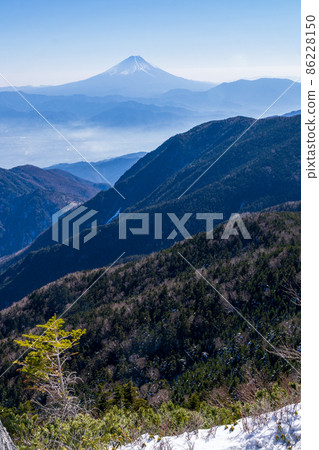 富士山,從藥師山看到的冬天 富士山,從藥師山看到的冬天 86228150