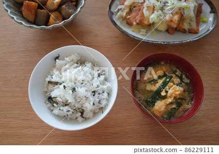 Mixed rice table 86229111