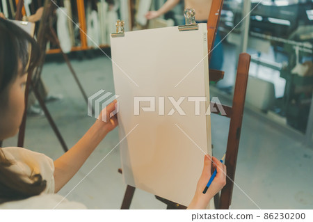 藝術學校預備學校 86230200