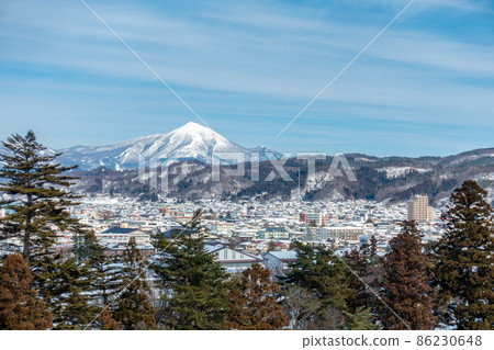 View from Tsuruga Castle, north side, Mt. Bandai in winter, Chinese god, deification of the northern star hotel, Genbu, which protects the north View from Tsuruga Castle, north side, Mt. Bandai in winter, Chinese god, deification of the northern star hotel, Genbu, which protects the north 86230648