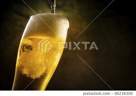 Pour a beer 86236300