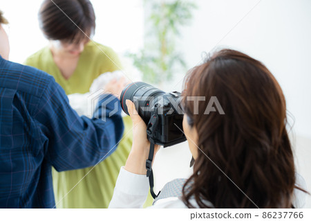 Family baby photographer 86237766