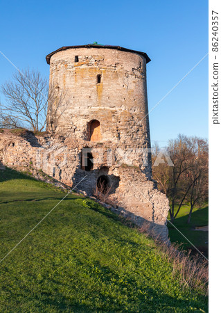 Gremyachaya Tower, it was built in 1525 Gremyachaya Tower, it was built in 1525 86240357