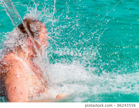 Splash Splash 86243556