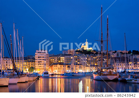 Marseille Old Port in the night. Marseille, France Marseille Old Port in the night. Marseille, France 86243942