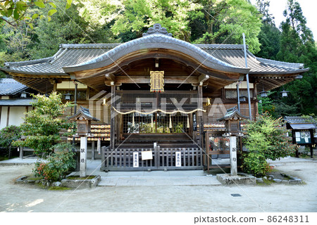 葛城人子神社 86248311