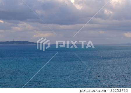 Irabu Ohashi 3 seen from Ryuuguujo Observatory (Okinawa, Miyakojima, Kurimajima) 86253753