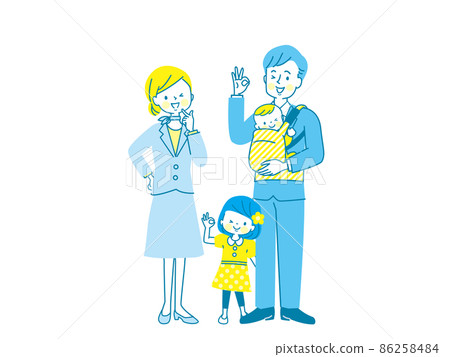 穿著西裝的笑臉父母和孩子 穿著西裝的笑臉父母和孩子 86258484