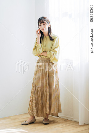 Female fashion whole body Female fashion whole body 86258563