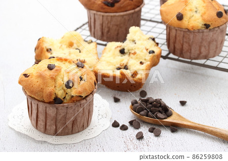 Handmade American muffins 86259808