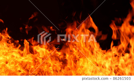燃燒紅色的火焰的水平背景圖像 86261503