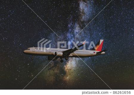 [Philippines aircraft landing on Runway A from Ukishimacho Park] 86261656