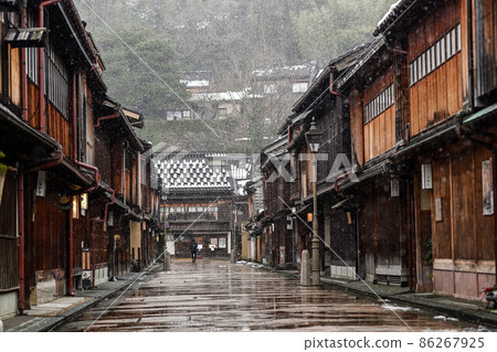 雪落山酒吧 雪落山酒吧 86267925