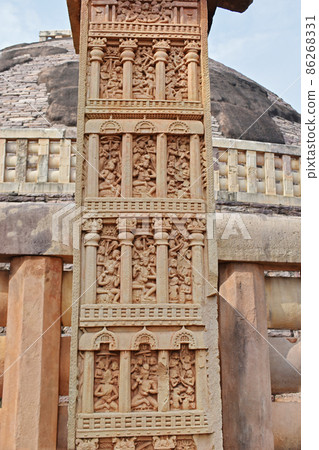 Stupa No 1, East Gateway,  Right  Pillar, Front Face 86268331