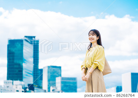 Urban Business Woman 86268764
