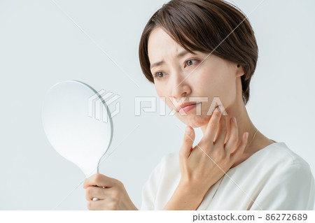 Beauty image worried middle Beauty image worried middle 86272689