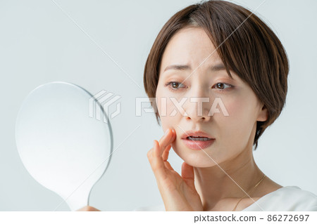 Beauty image worried middle Beauty image worried middle 86272697