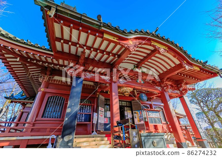 Tokyo Asakusa Shichifukujin Tour Main Hall of Matsuchiyama Shoden 86274232
