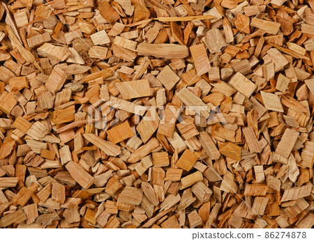 Hardwood alder chips for food smoking 86274878