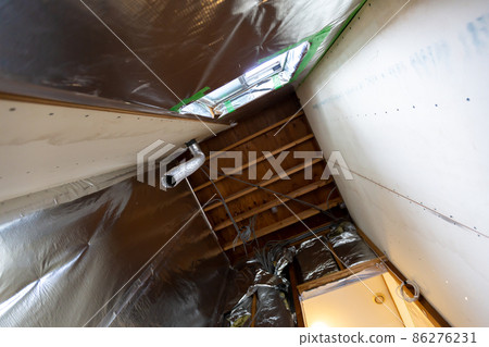 Housing remodeling bathroom demolition work Housing remodeling bathroom demolition work 86276231