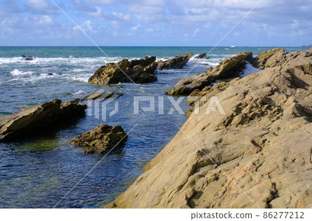 Benkei no Washiwa on the Echizen coast in Fukui prefecture Benkei no Washiwa on the Echizen coast in Fukui prefecture 86277212