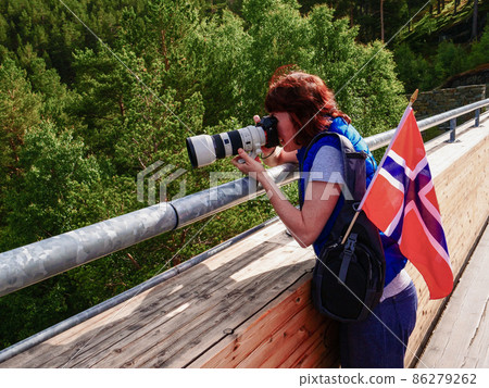 Tourist take travel photo, Norway 86279262