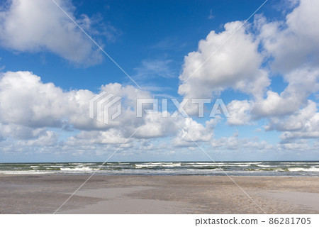 Sky with clouds and sea coast 86281705