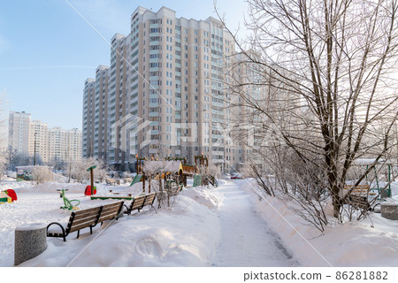 Winter cityscape in microdistrict 20 of Zelenograd in Moscow, Russia Winter cityscape in microdistrict 20 of Zelenograd in Moscow, Russia 86281882