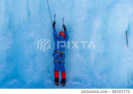 攀冰[長野] 86283778