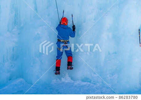 攀冰[長野] 86283780