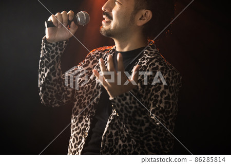 Beard vocalist Beard vocalist 86285814